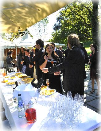 Durante un aperitivo di un matrimonio a Treviso.
